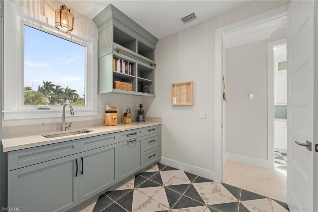 1332 Eagle Run Dr, Sanibel, FL 33957 Photo