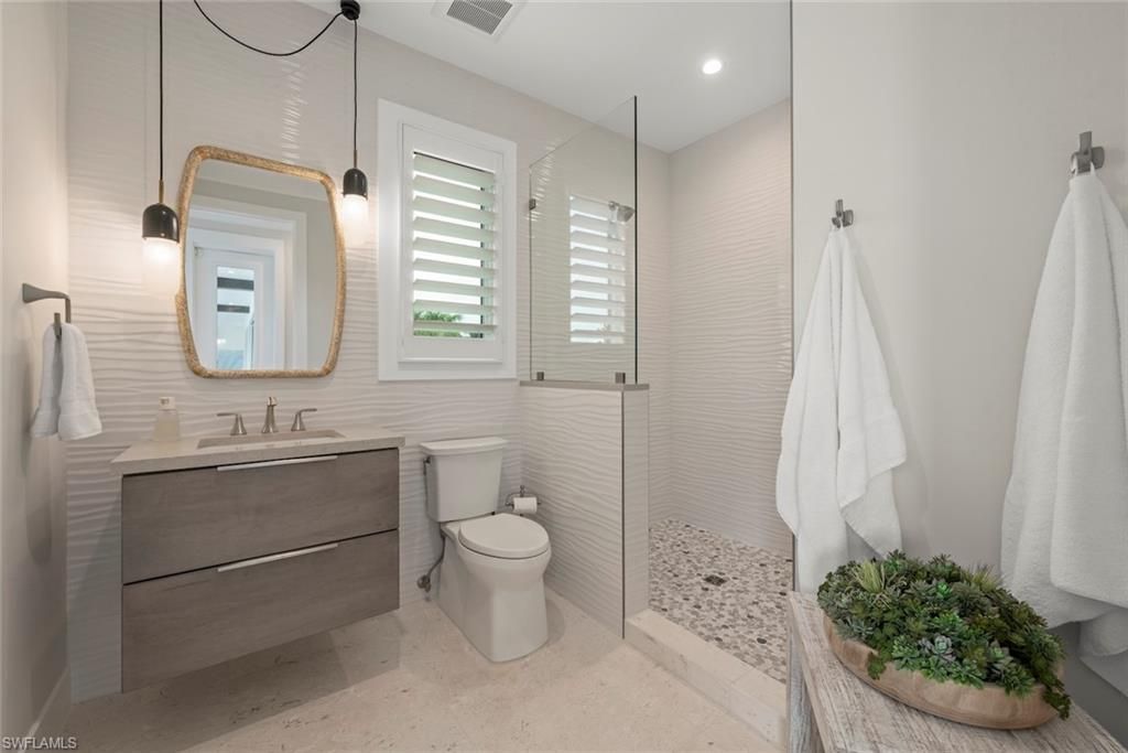 1332 Eagle Run Dr, Sanibel, FL 33957 Photo