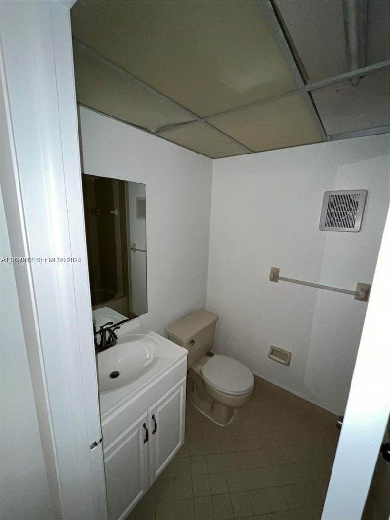 11453 NW 39th Ct, Unit 210-2, Coral Springs, FL 33065 Photo