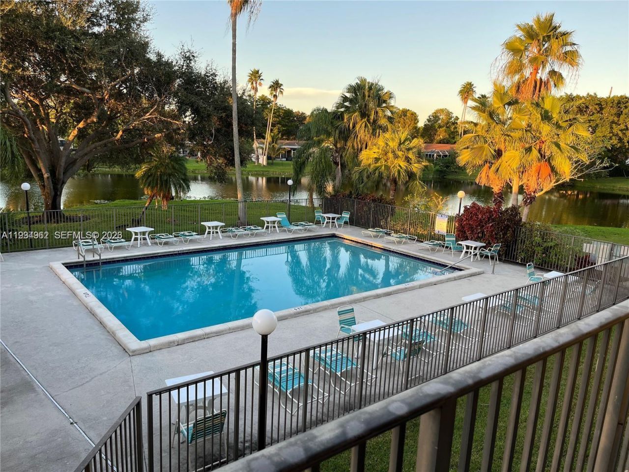 11453 NW 39th Ct, Unit 210-2, Coral Springs, FL 33065 Photo