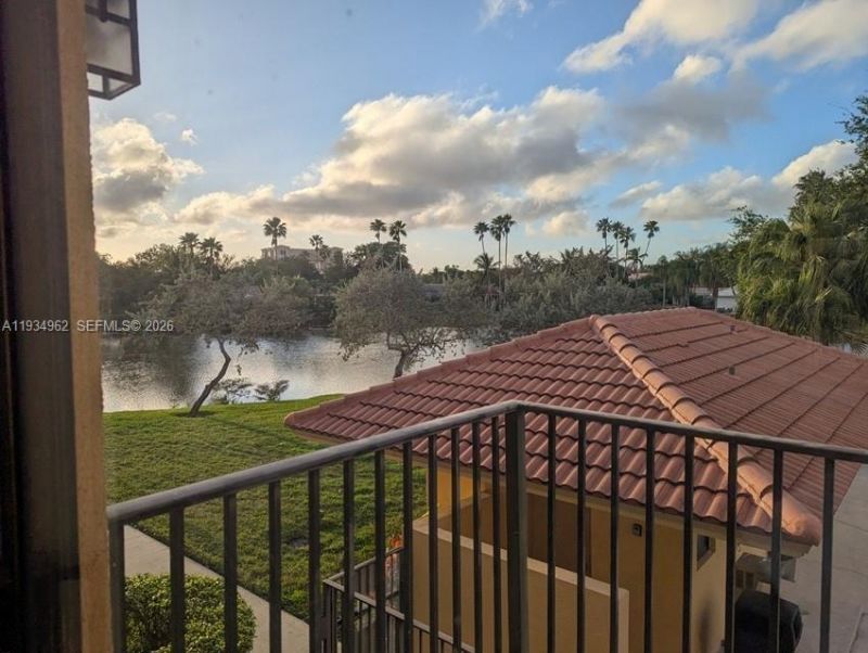 11453 NW 39th Ct, Unit 210-2, Coral Springs, FL 33065 Photo