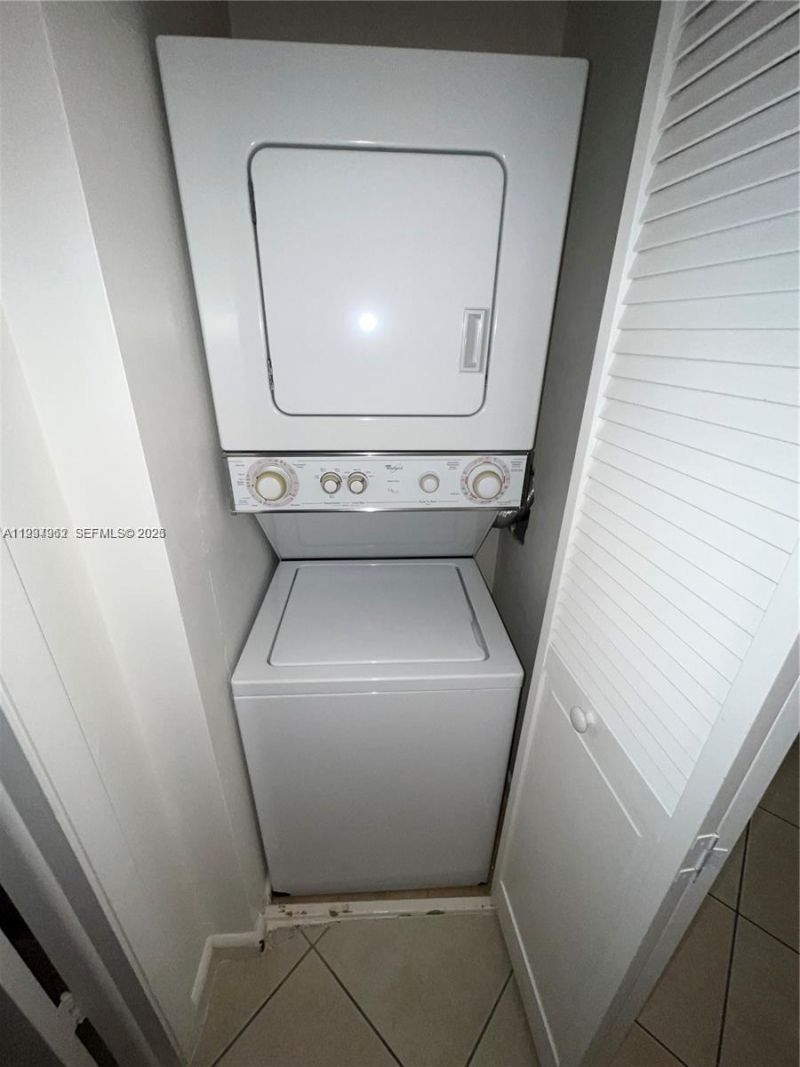 11453 NW 39th Ct, Unit 210-2, Coral Springs, FL 33065 Photo