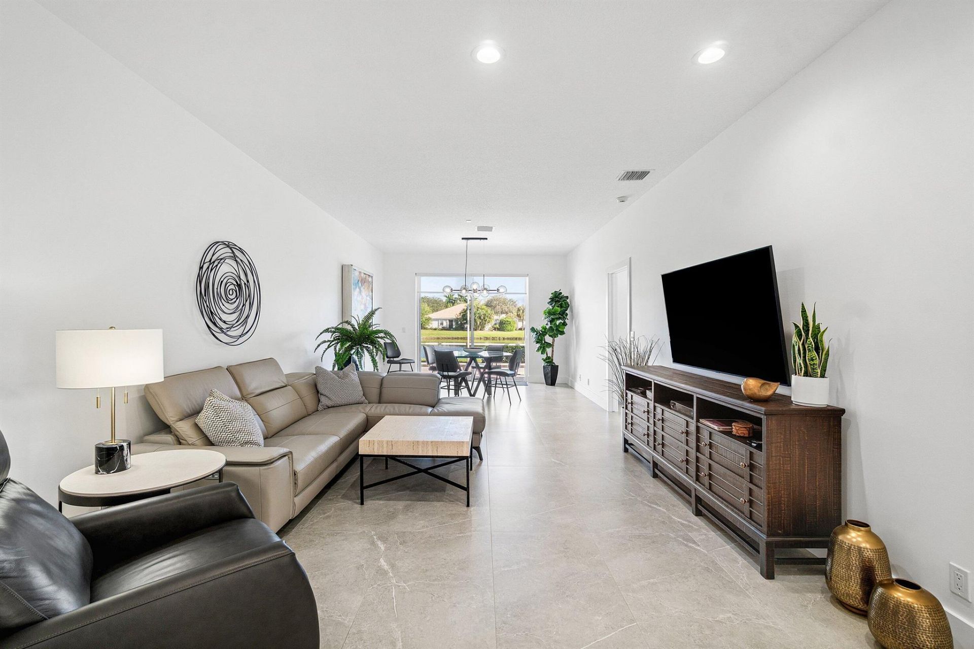 10605 Royal Caribbean Circle, Boynton Beach, FL 33437 Photo