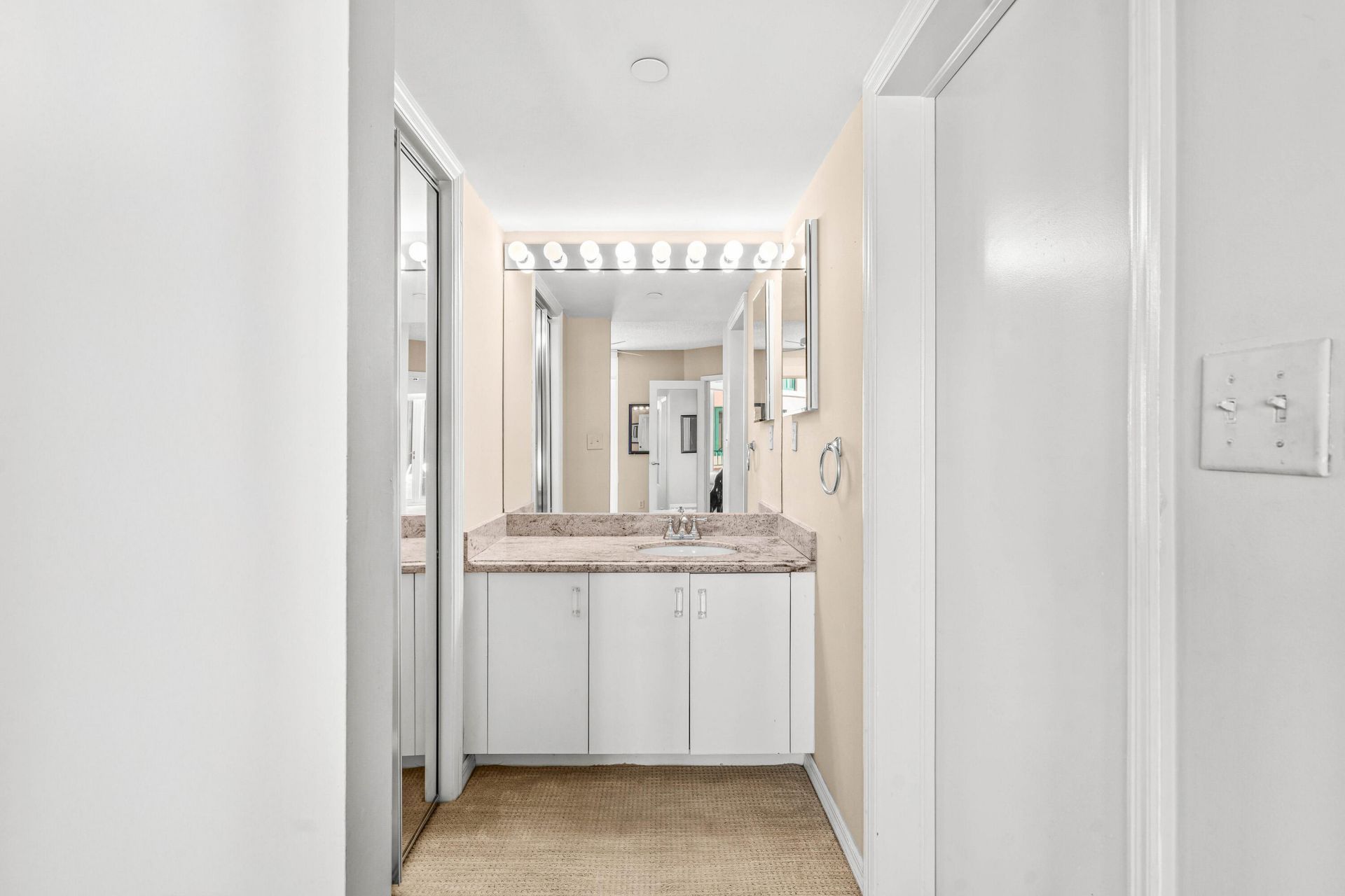 140 SE 5th Avenue, Unit 442, Boca Raton, FL 33432 Photo