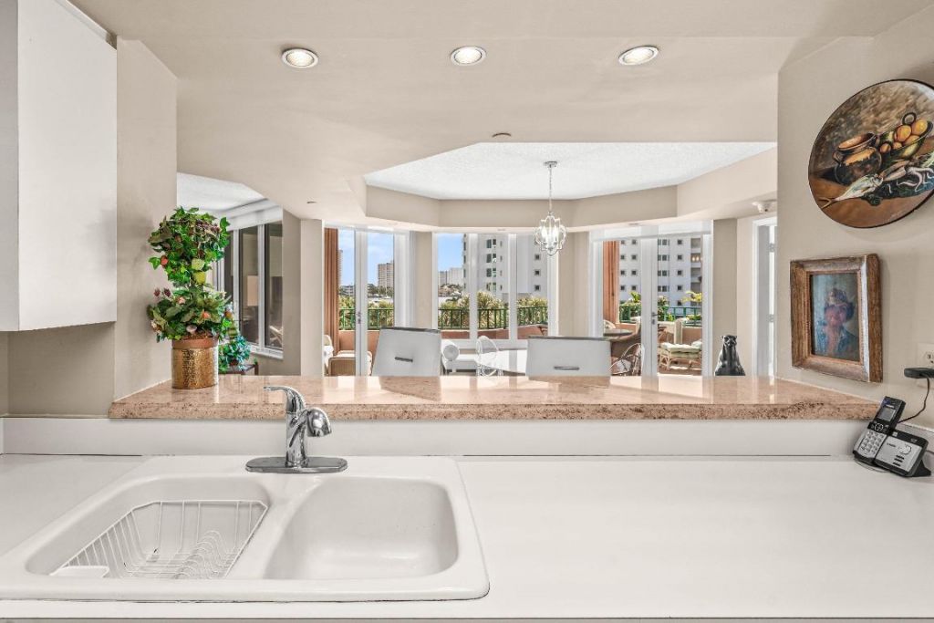 140 SE 5th Avenue, Unit 442, Boca Raton, FL 33432 Photo