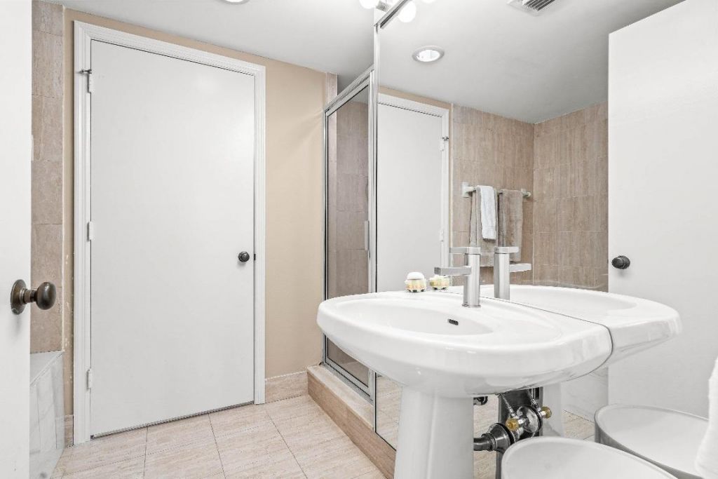 140 SE 5th Avenue, Unit 442, Boca Raton, FL 33432 Photo