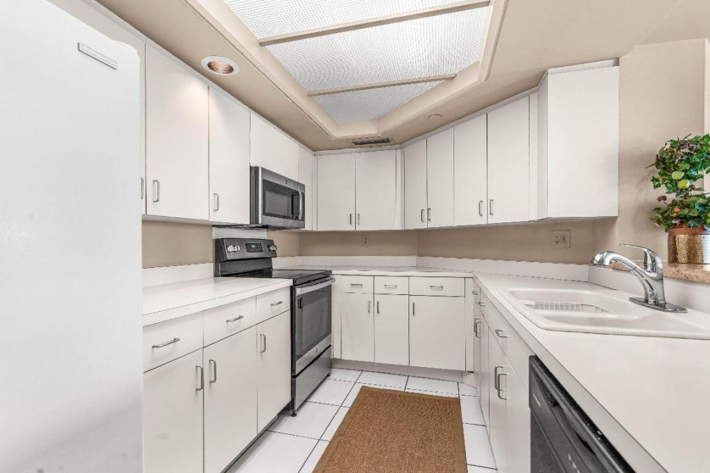 140 SE 5th Avenue, Unit 442, Boca Raton, FL 33432 Photo