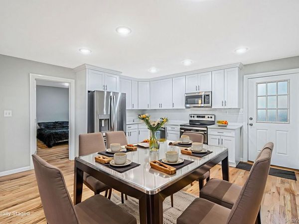 1316 6th Street, West Babylon, NY 11704