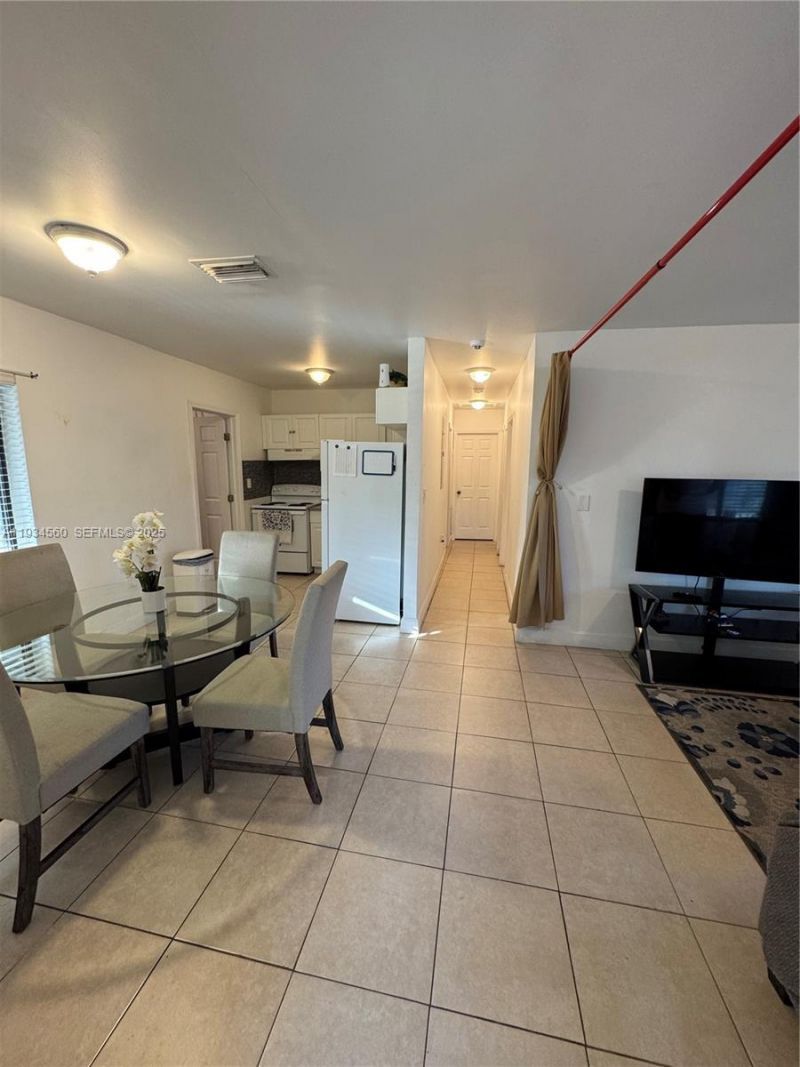 2227 NW 9th Ct, Fort Lauderdale, FL 33311 Photo