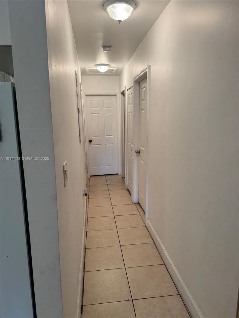 2227 NW 9th Ct, Fort Lauderdale, FL 33311 Photo