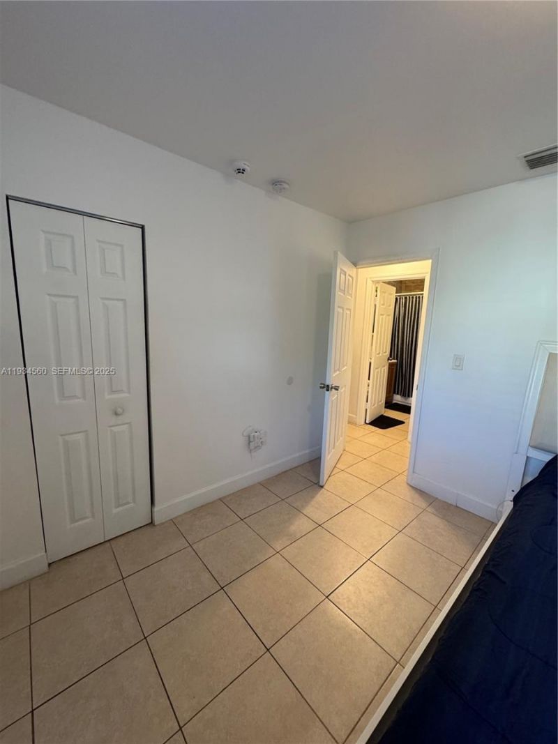 2227 NW 9th Ct, Fort Lauderdale, FL 33311 Photo