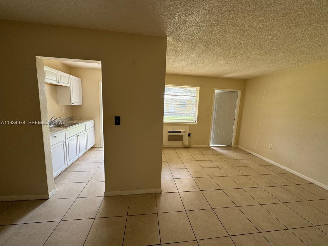 151 NW 164th St, Miami, FL 33169 Photo