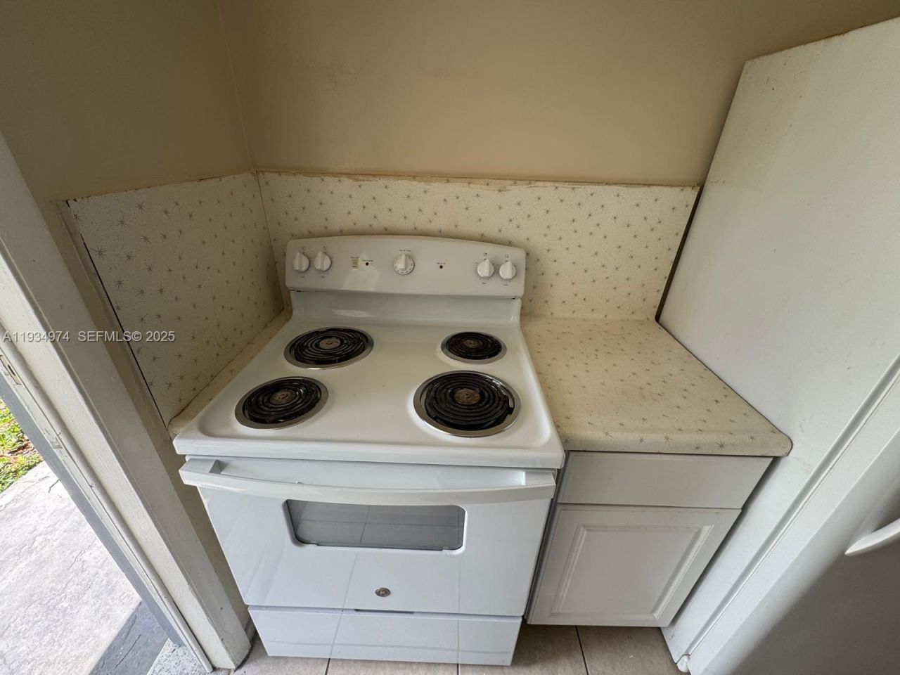 151 NW 164th St, Miami, FL 33169 Photo