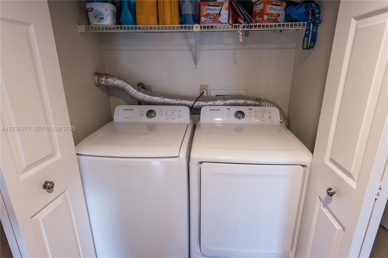 8810 SW 132nd Pl, Unit 404DN, Miami, FL 33186 Photo