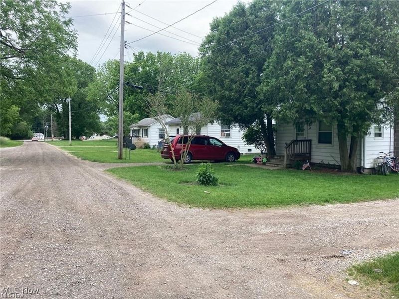 35783 Lake Shore Boulevard, Eastlake, OH 44095 Photo 9