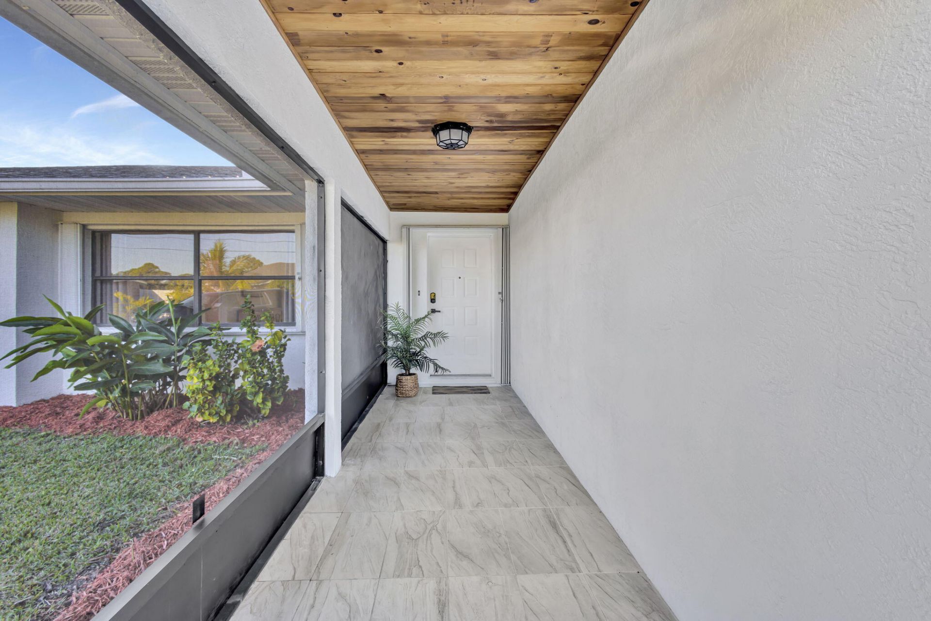 1902 SE South Buttonwood Drive, Port Saint Lucie, FL 34952 Photo