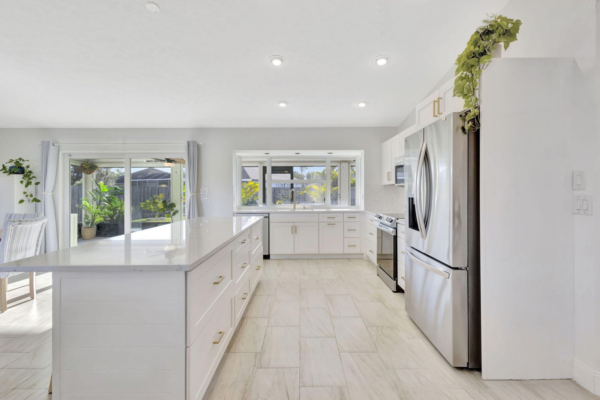 1902 SE South Buttonwood Drive, Port Saint Lucie, FL 34952 Photo