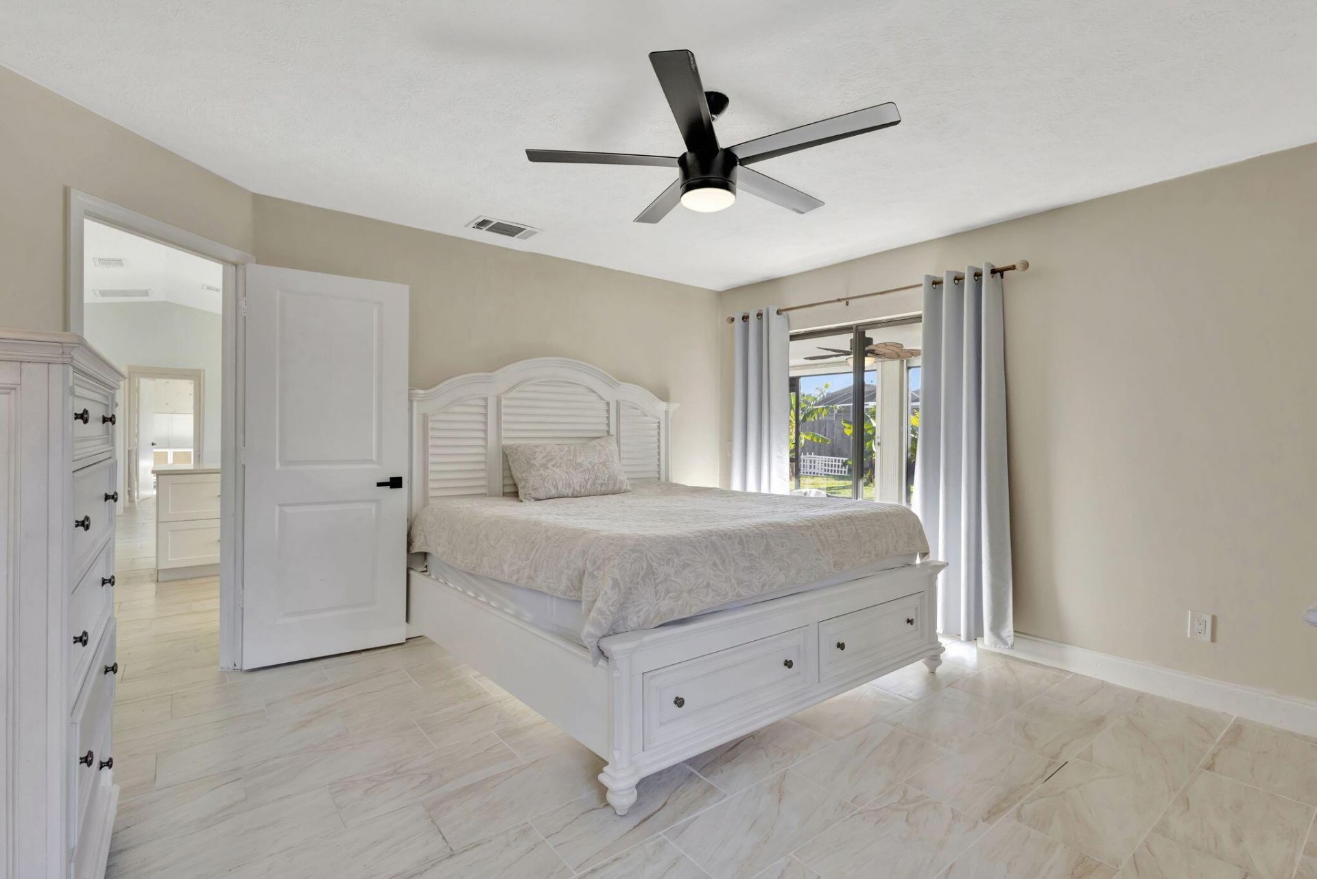 1902 SE South Buttonwood Drive, Port Saint Lucie, FL 34952 Photo