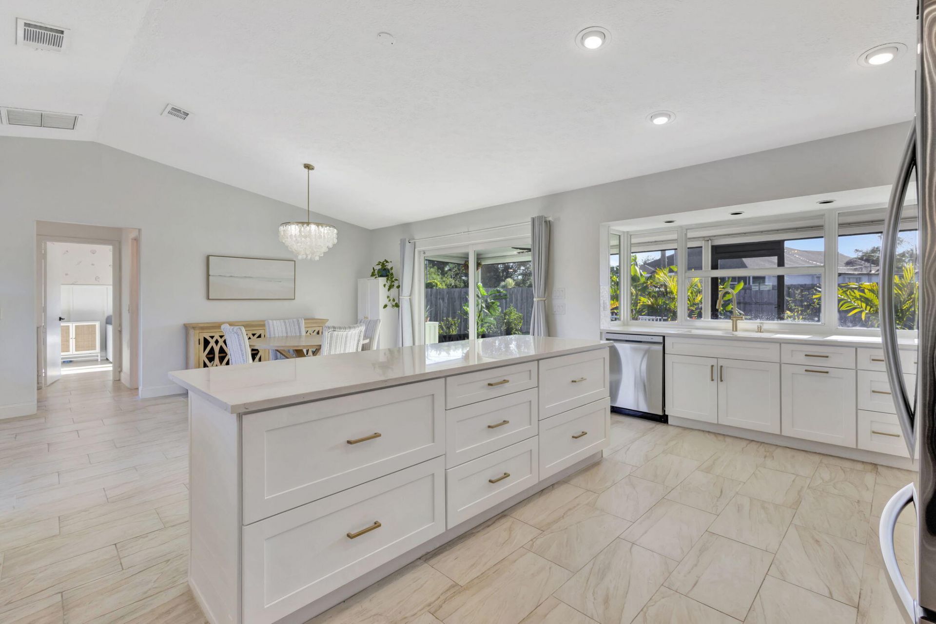 1902 SE South Buttonwood Drive, Port Saint Lucie, FL 34952 Photo