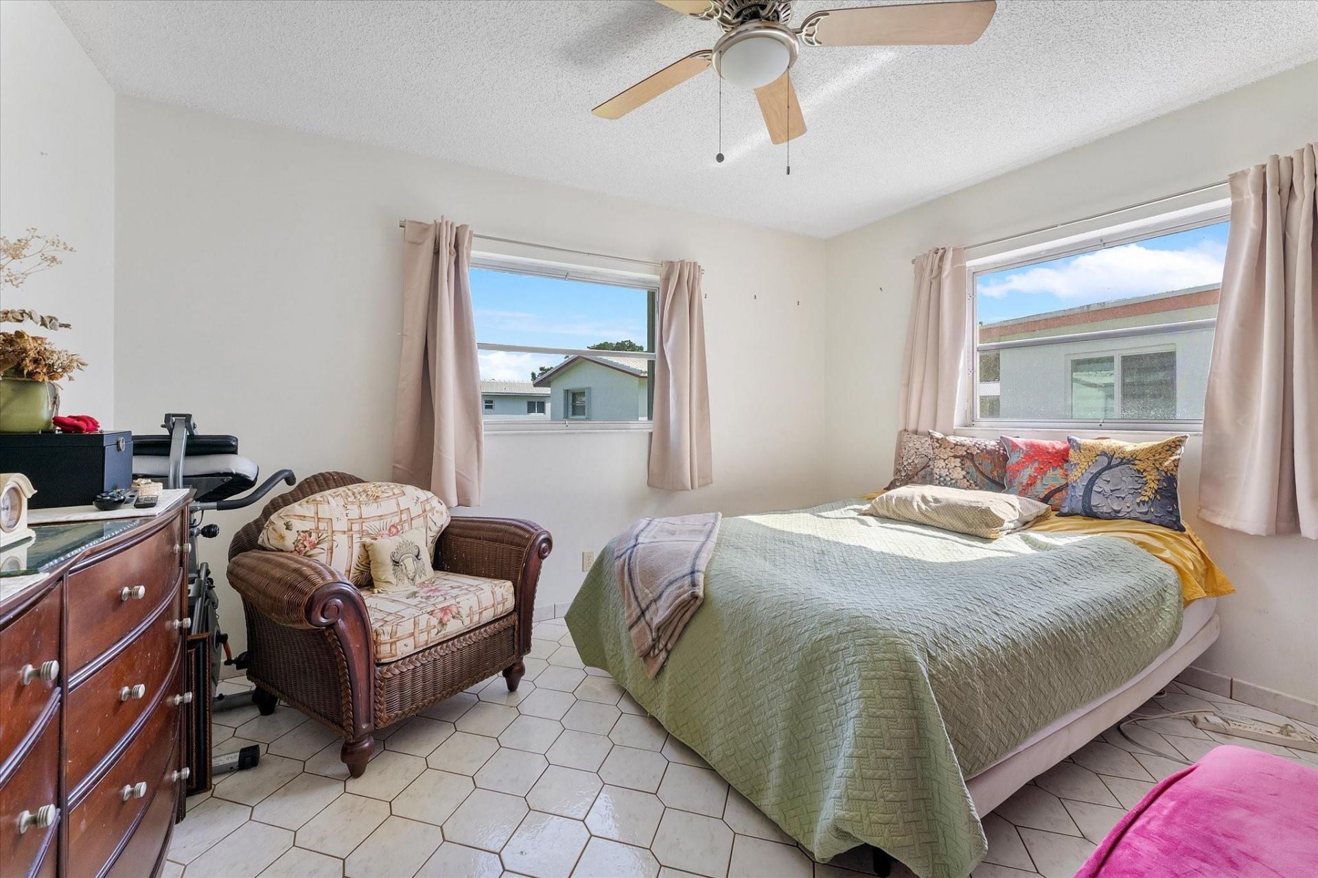 1540 NW 85th Avenue, Plantation, FL 33322 Photo