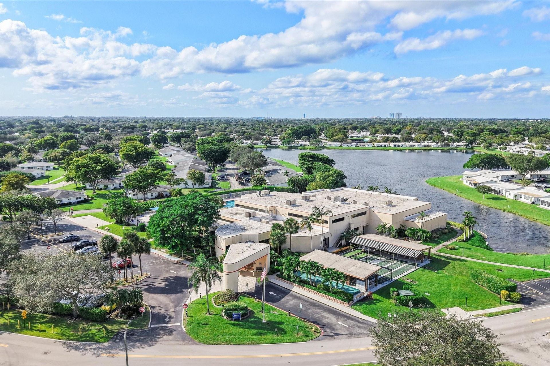 1540 NW 85th Avenue, Plantation, FL 33322 Photo