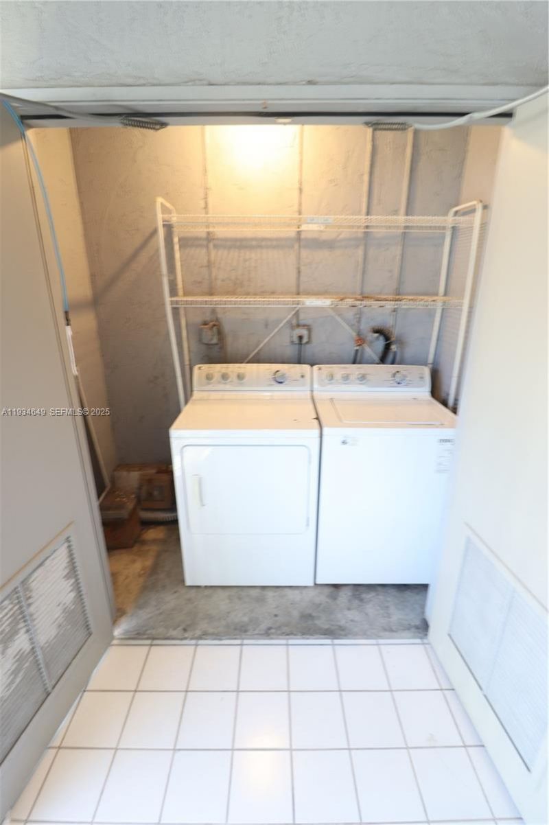 464 NE 210th Cir Ter, Unit 20410A, Miami, FL 33179 Photo