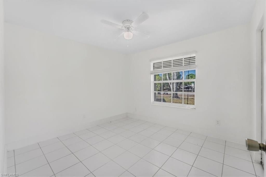 1302 NE 4th Ter, Cape Coral, FL 33909 Photo