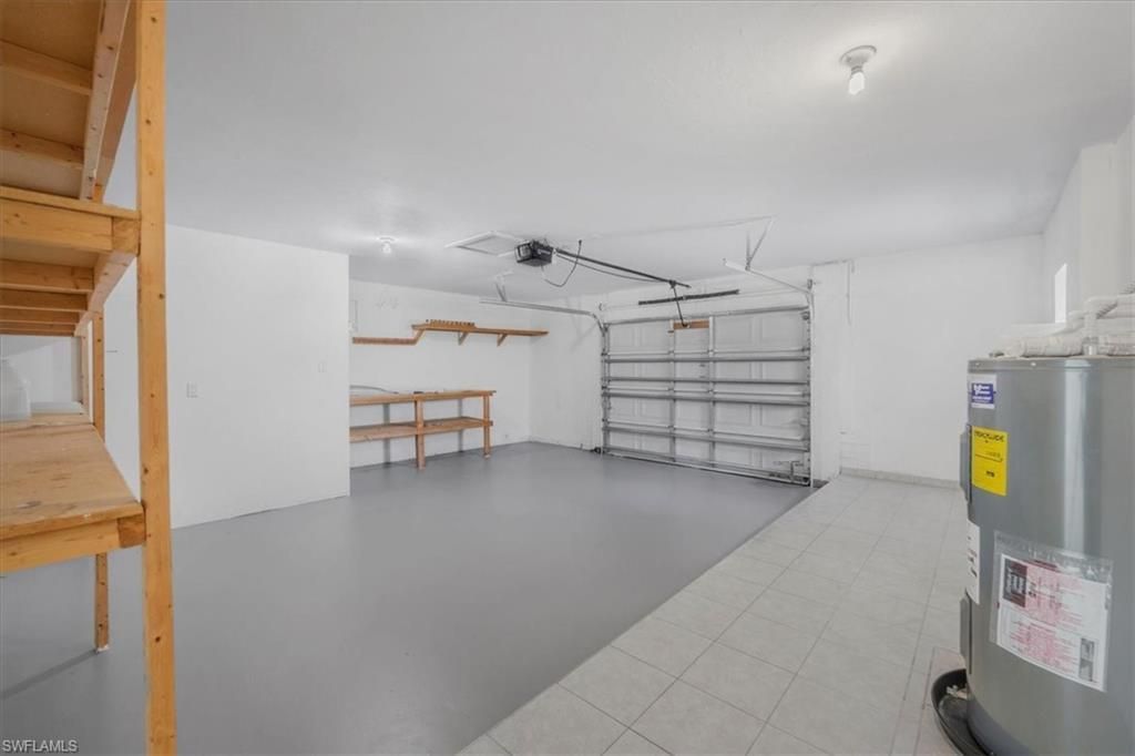 1302 NE 4th Ter, Cape Coral, FL 33909 Photo
