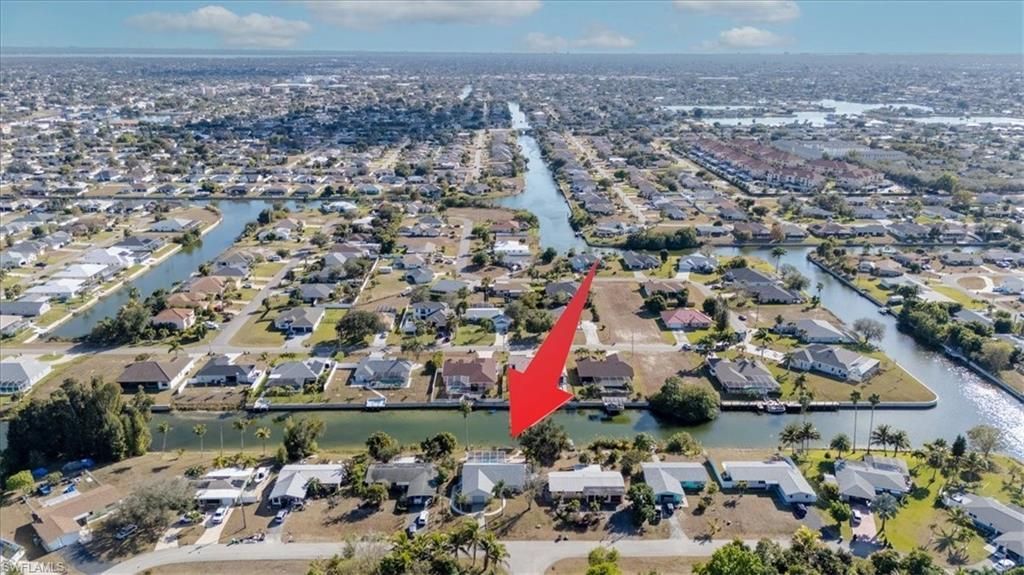 1302 NE 4th Ter, Cape Coral, FL 33909 Photo