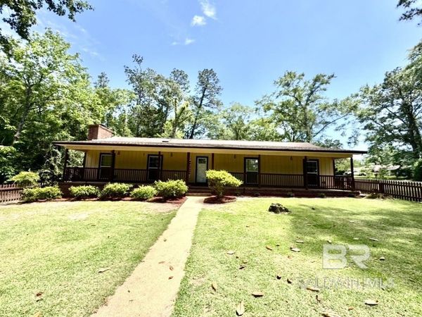 806 Lakeview Drive, Bay Minette, AL 36507