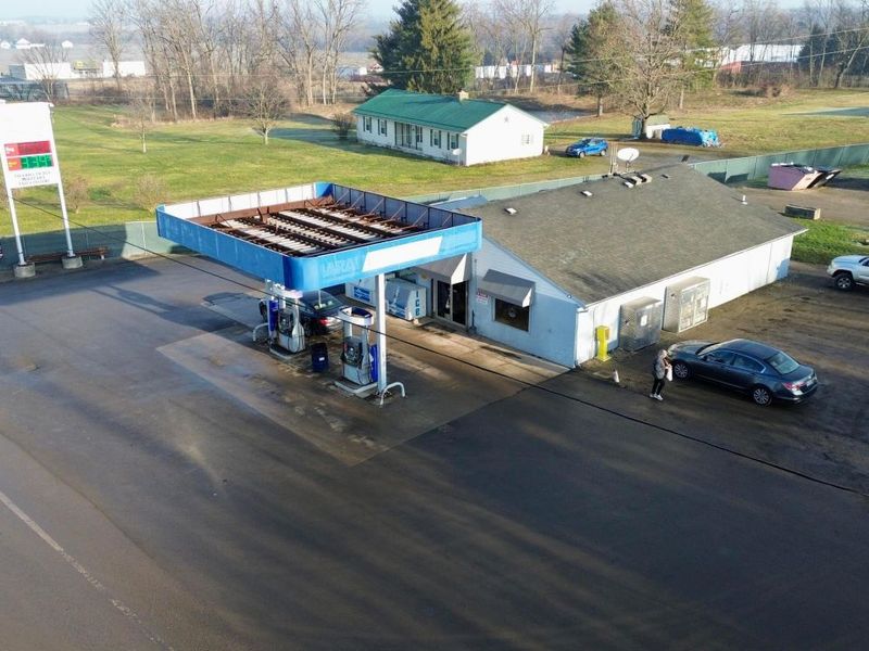 10472 State Route 56 E, Circleville, OH 43113 Photo 2