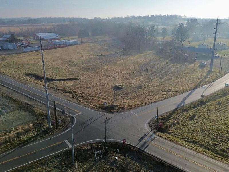 10472 State Route 56 E, Circleville, OH 43113 Photo 8