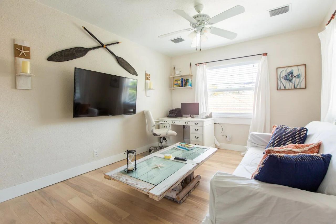 6410 S Olive Avenue, West Palm Beach, FL 33405 Photo