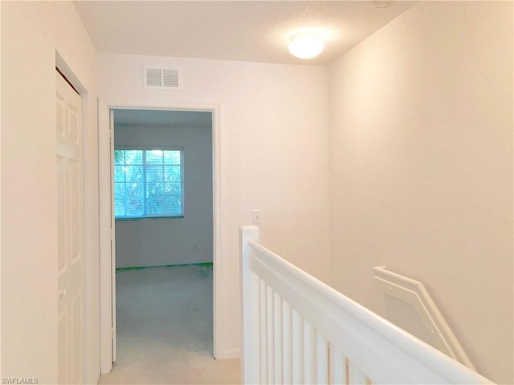 8073 Pacific Beach Dr, Fort Myers, FL 33966 Photo