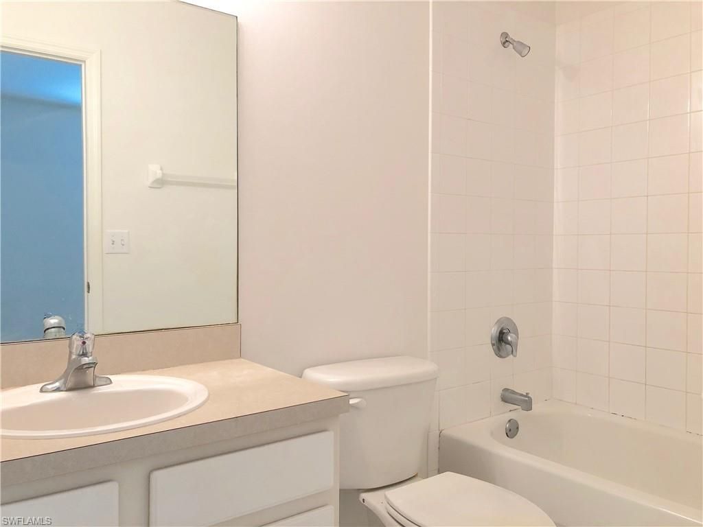 8073 Pacific Beach Dr, Fort Myers, FL 33966 Photo