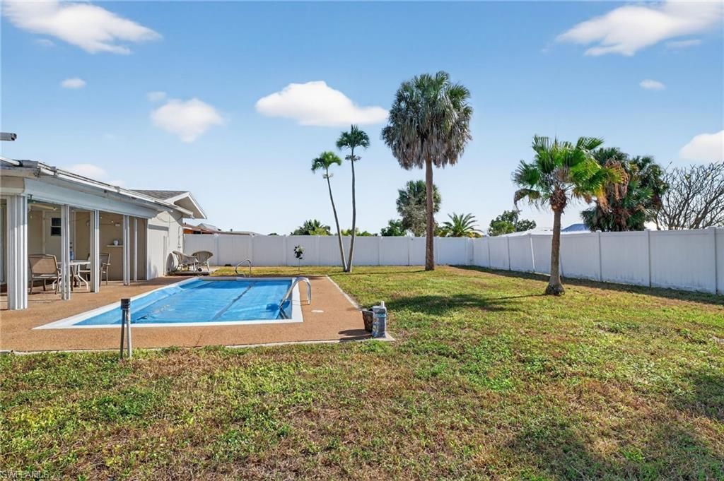 1718 SE 29th Ln, Cape Coral, FL 33904 Photo