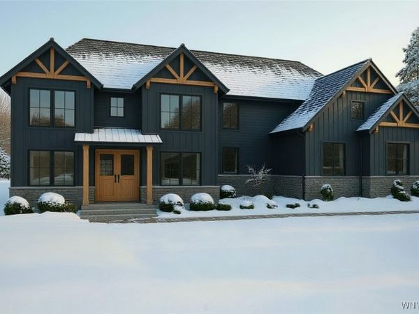 4480 Boncrest W, Clarence, NY 14031