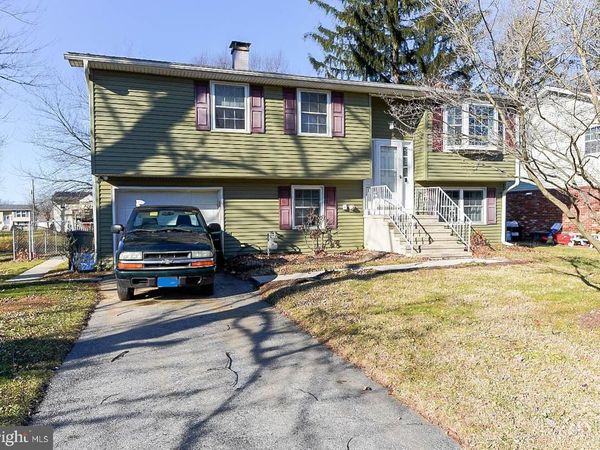 31 SHERMAN STREET, HANOVER, PA 17331