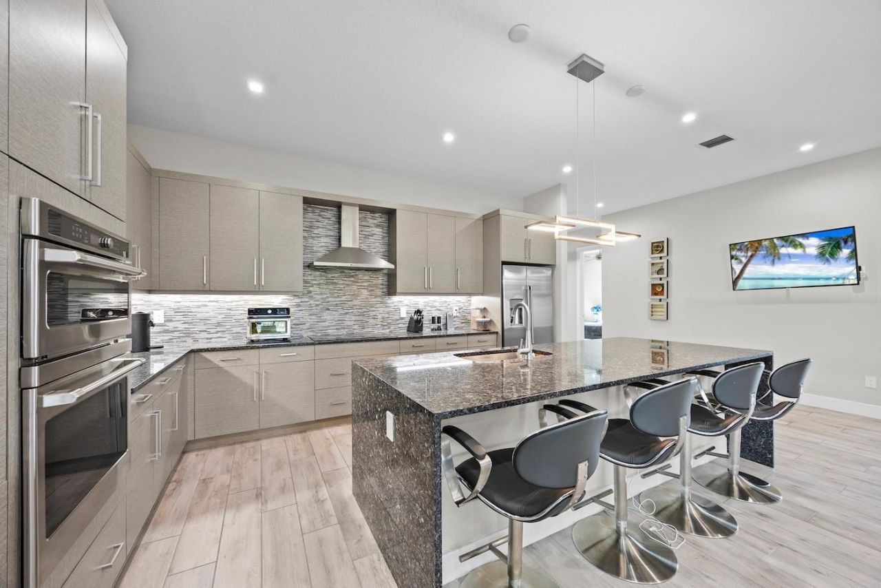 3069 Bellflower Cir, West Palm Beach, FL 33401 Photo