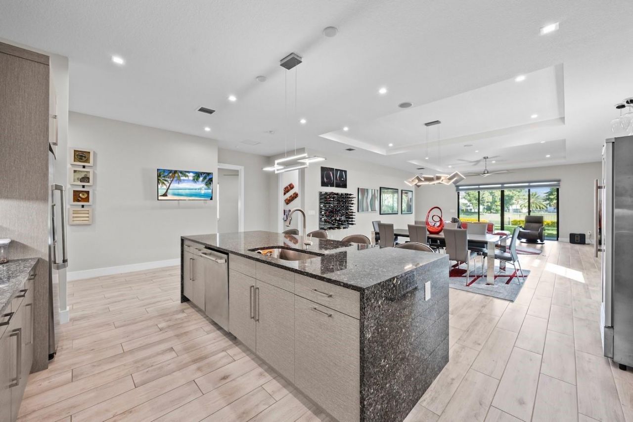 3069 Bellflower Cir, West Palm Beach, FL 33401 Photo