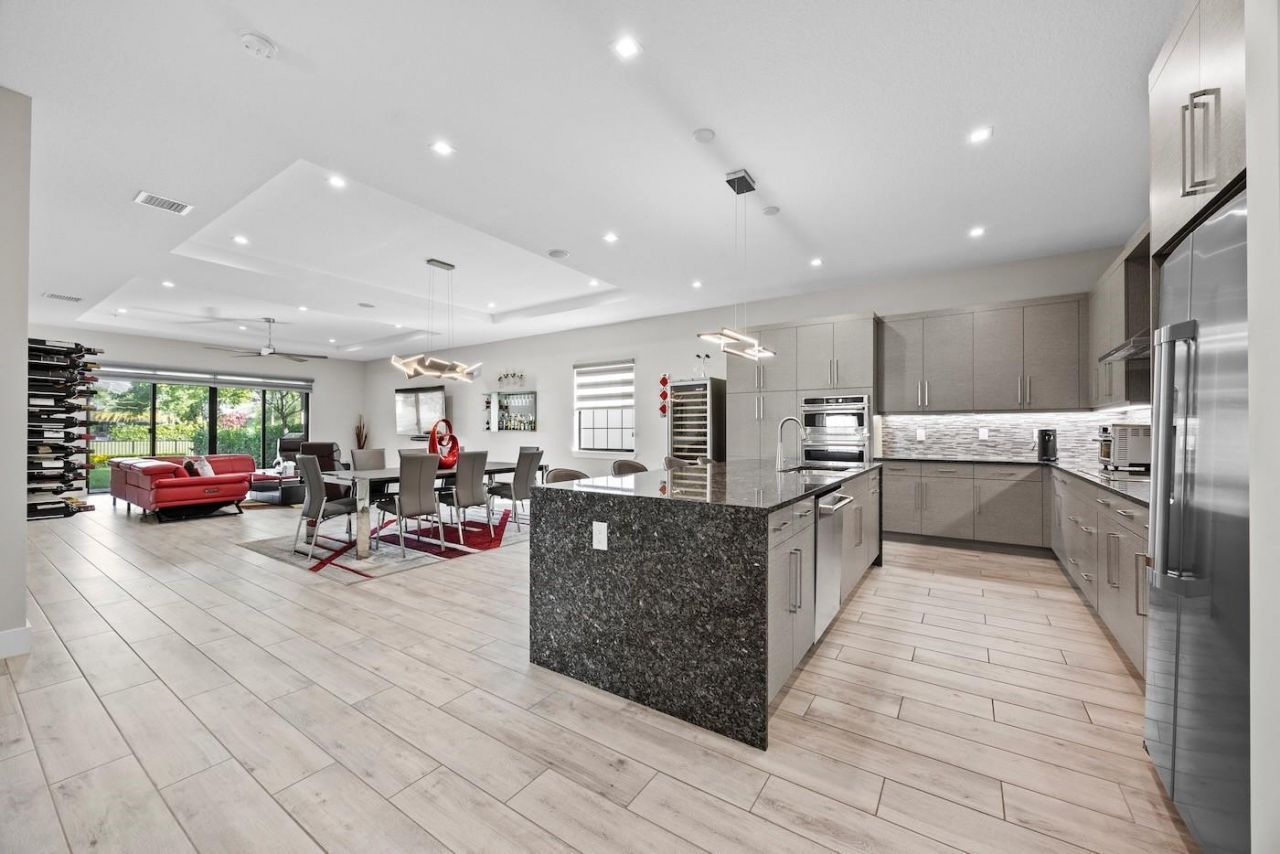 3069 Bellflower Cir, West Palm Beach, FL 33401 Photo