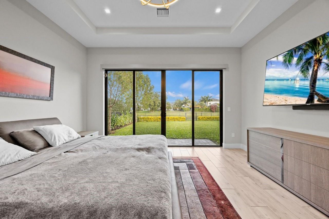 3069 Bellflower Cir, West Palm Beach, FL 33401 Photo