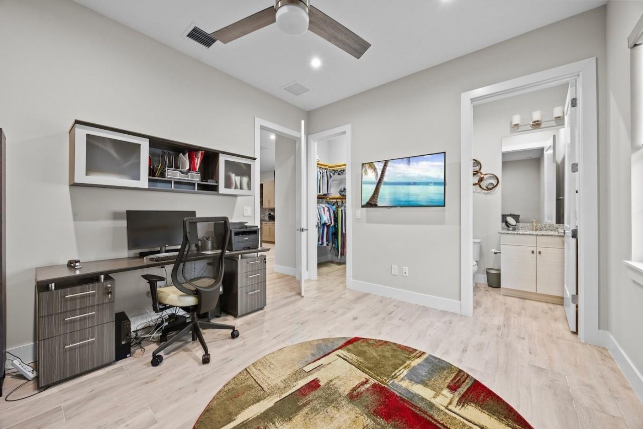 3069 Bellflower Cir, West Palm Beach, FL 33401 Photo