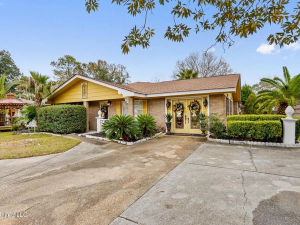 609 W David Drive, Gulfport, MS 39503