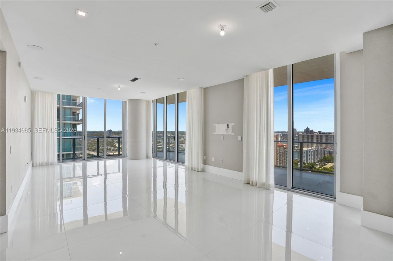 300 Sunny Isles Blvd, Unit 4-TS-04, Sunny Isles Beach, FL 33160 Photo