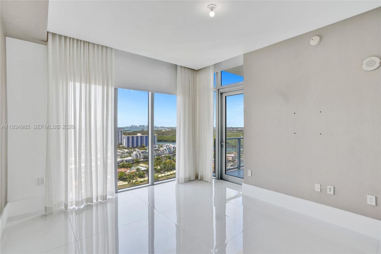 300 Sunny Isles Blvd, Unit 4-TS-04, Sunny Isles Beach, FL 33160 Photo