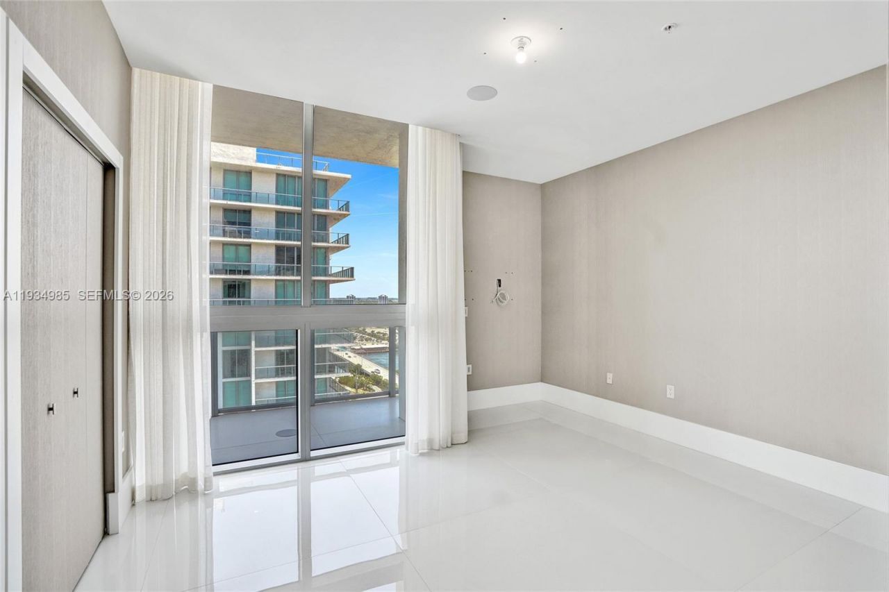 300 Sunny Isles Blvd, Unit 4-TS-04, Sunny Isles Beach, FL 33160 Photo