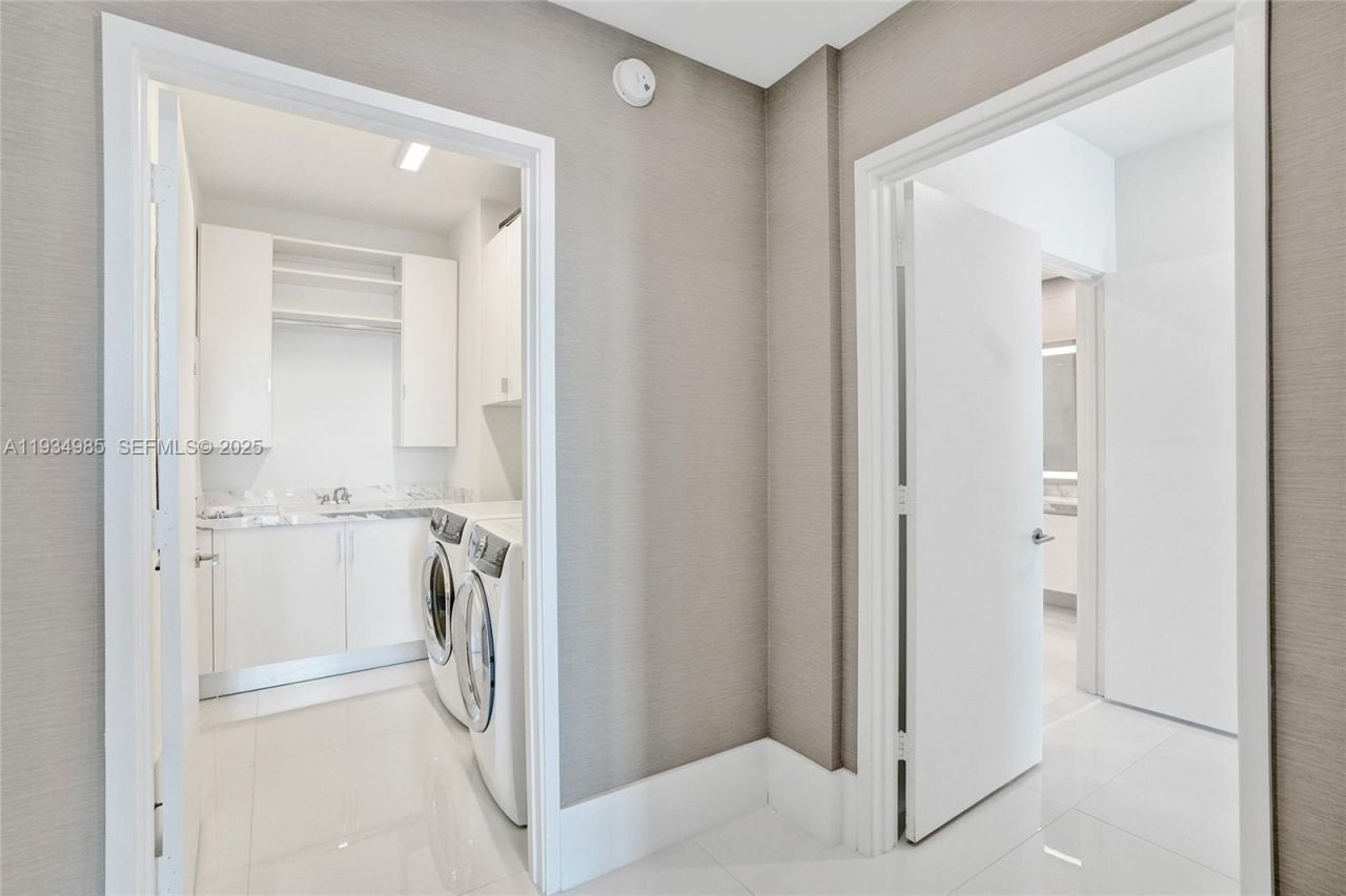 300 Sunny Isles Blvd, Unit 4-TS-04, Sunny Isles Beach, FL 33160 Photo