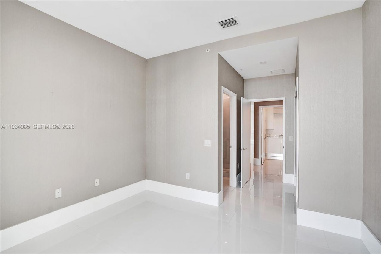 300 Sunny Isles Blvd, Unit 4-TS-04, Sunny Isles Beach, FL 33160 Photo
