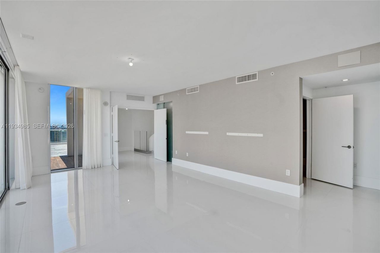 300 Sunny Isles Blvd, Unit 4-TS-04, Sunny Isles Beach, FL 33160 Photo